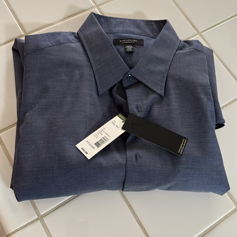 Structure NWT 17-17.5 long sleeve button blue